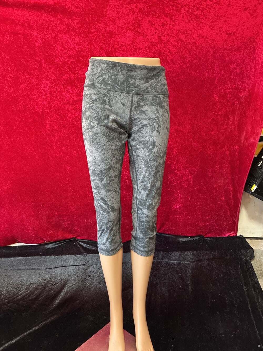 Lululemon Wunder Under High-Rise Crop Leggings Gray Marble Size 12